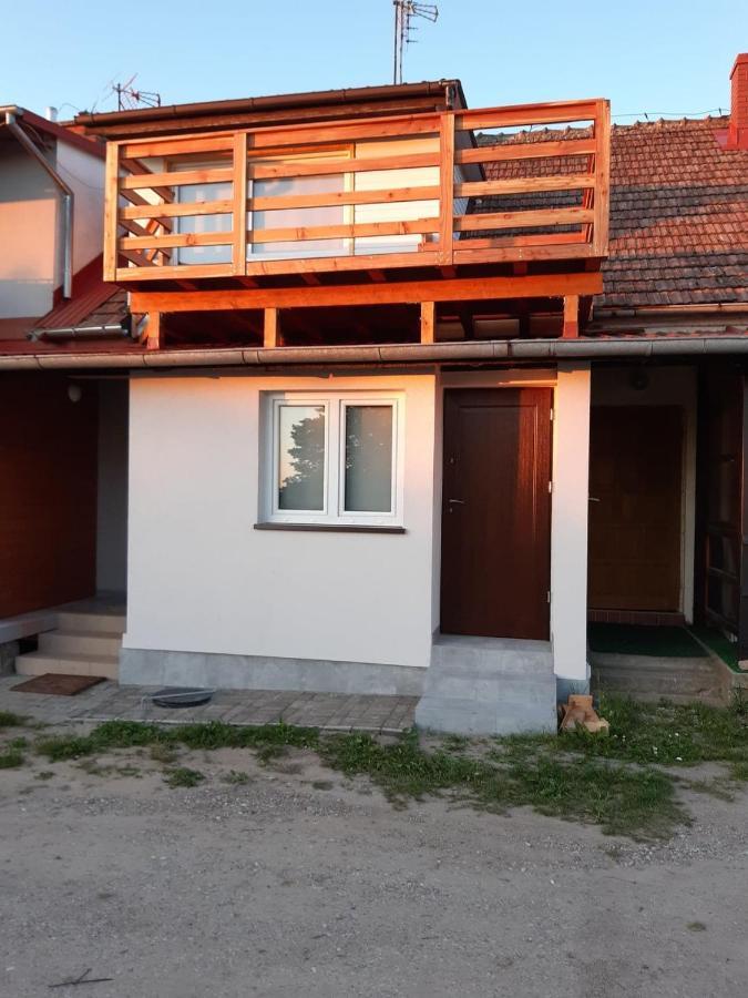 Fuleda Folwark Nad Jeziorem Dobskim Holiday home *